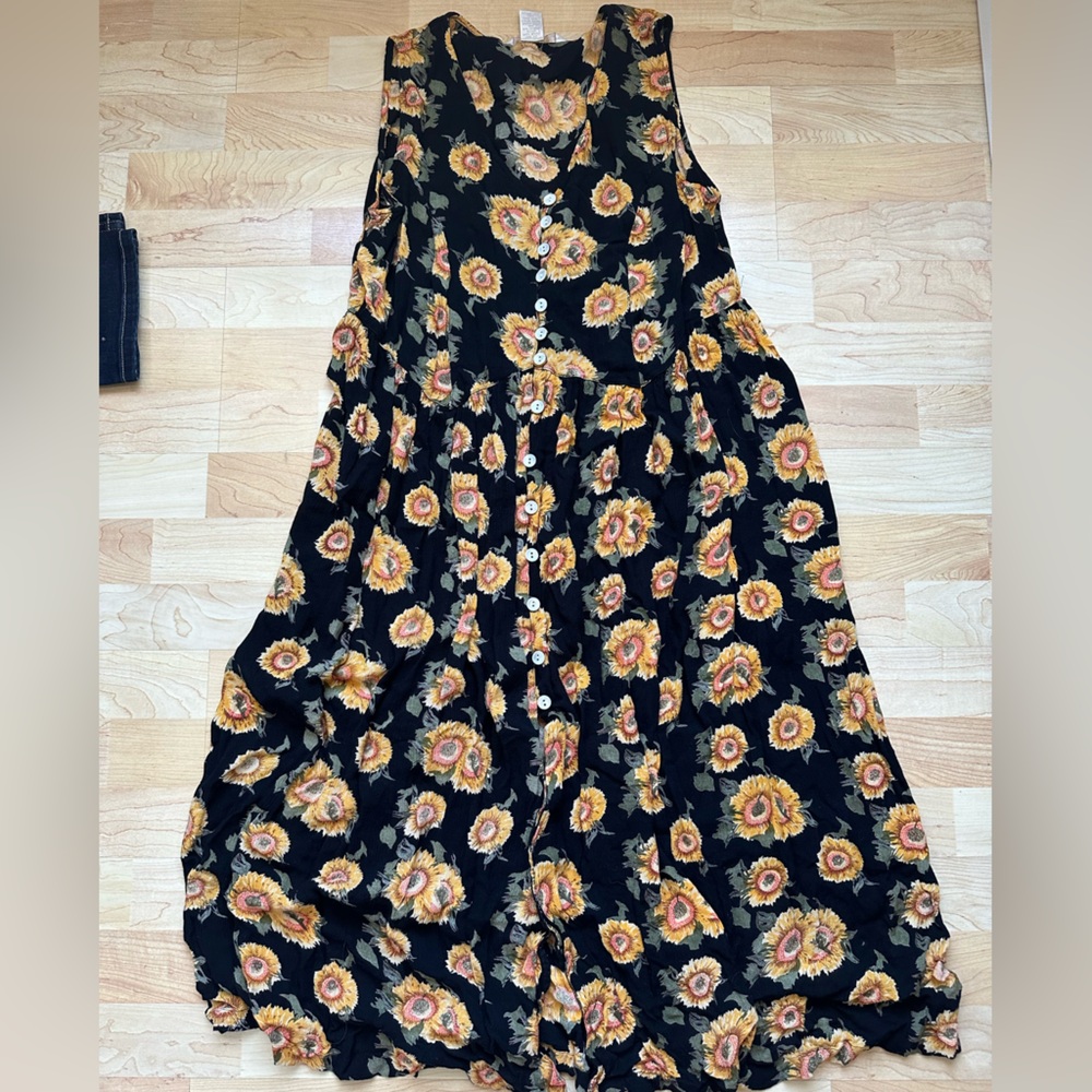 Partners Intimates Vintage Dress. Size Medium, black and yellow floral print